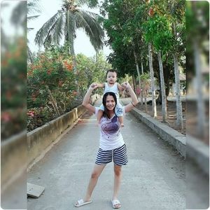 Meet your Posher, Alyssa may